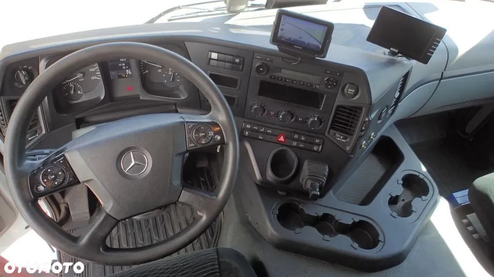 Mercedes-Benz Antos - 7