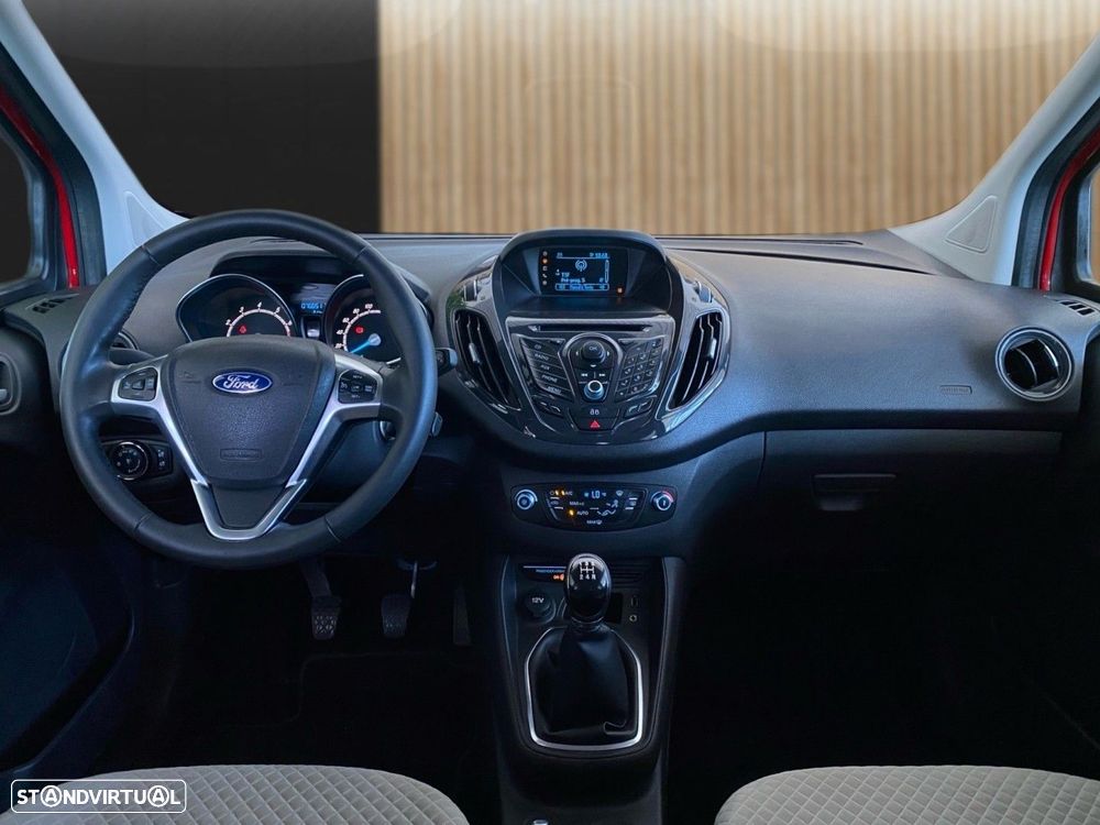 Ford Tourneo Courier 1.0 EcoBoost Titanium - 2