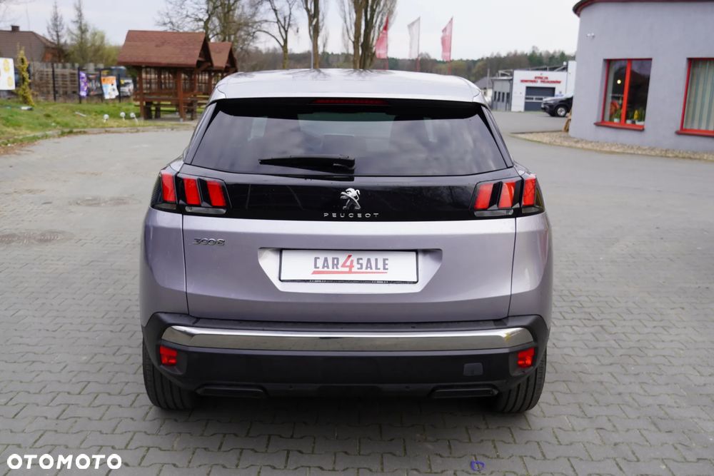 Peugeot 3008 1.5 BlueHDi Active S&S EAT8 - 8