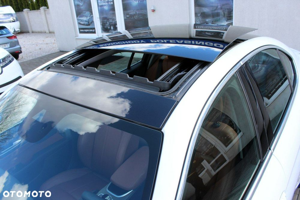 Alfa Romeo Giulia - 33