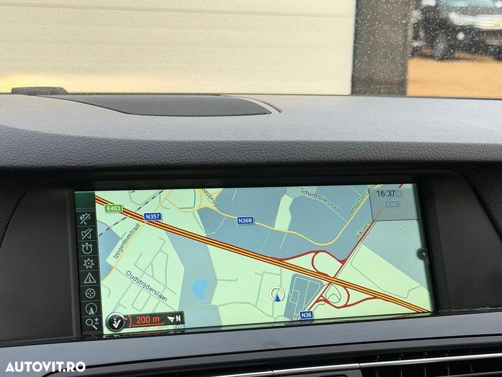 BMW Seria 5 520d - 26