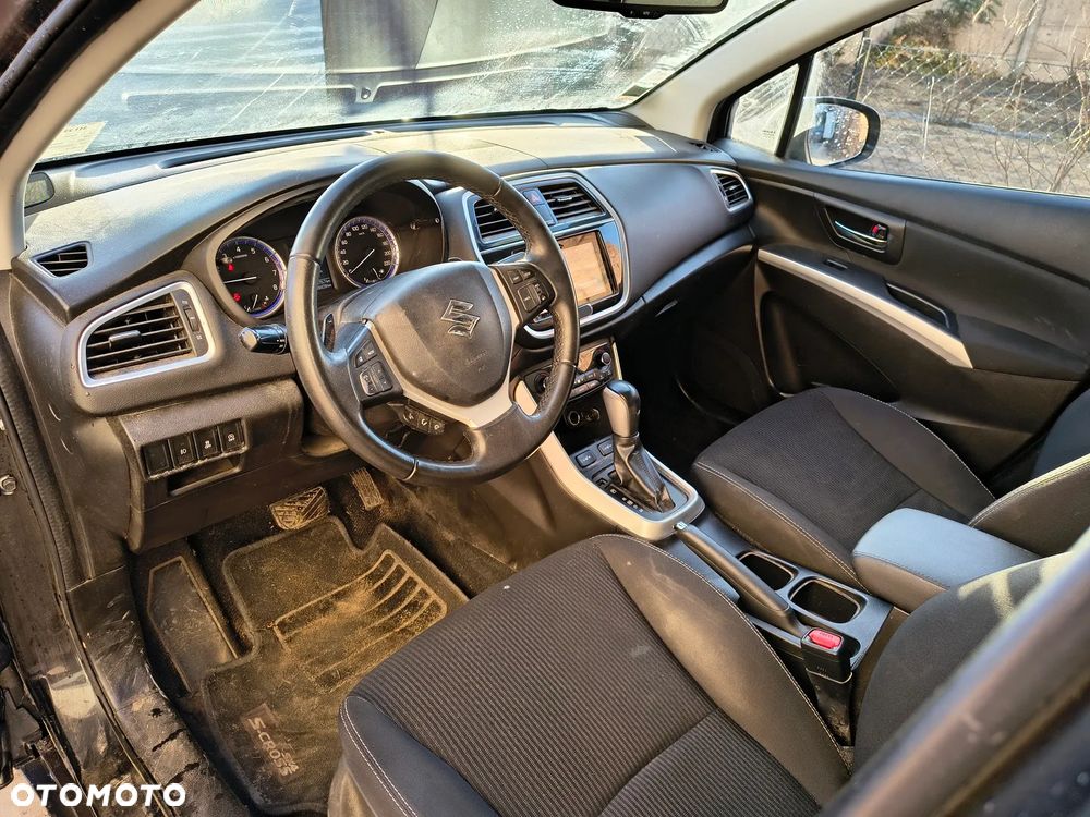 Suzuki SX4 S-Cross - 17