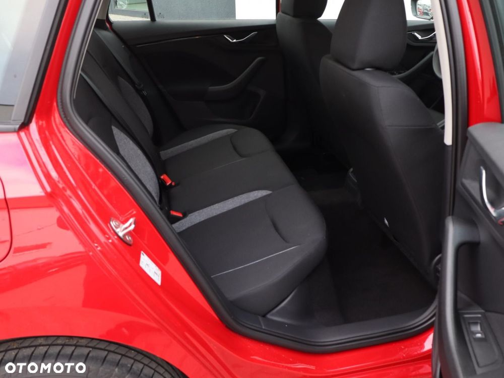 Skoda Kamiq 1.0 TSI Essence - 7