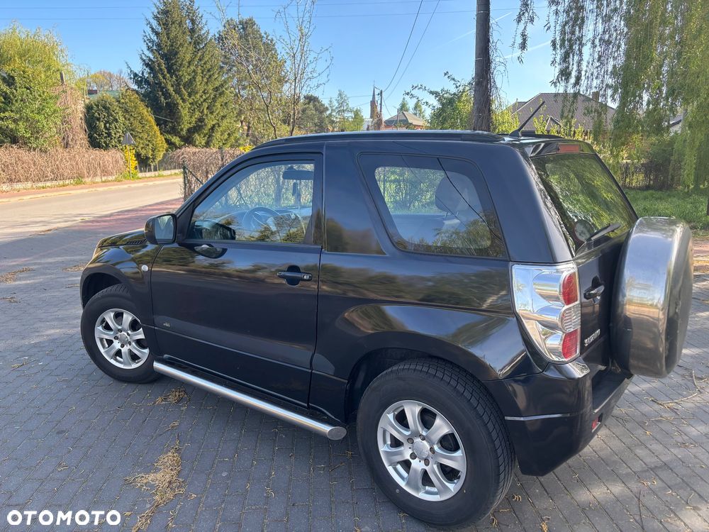 Suzuki Grand Vitara 1.6 - 8