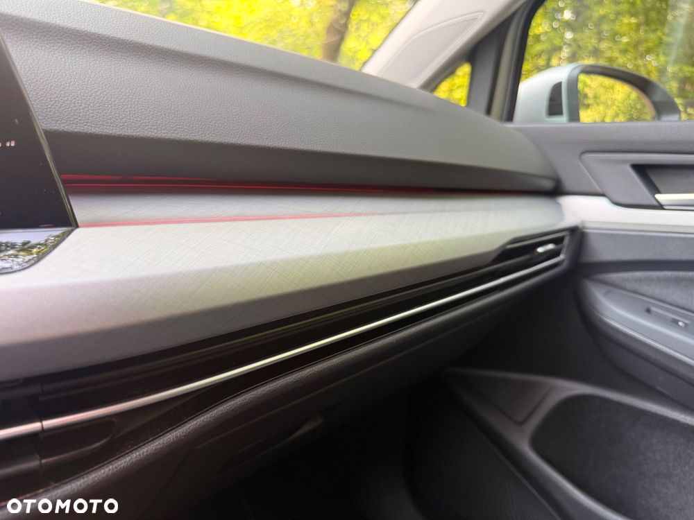Volkswagen Golf 1.5 TSI EVO Life - 26