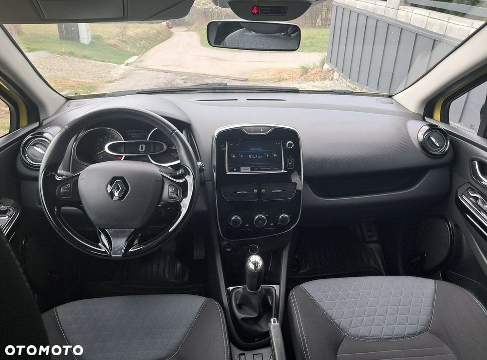 Renault Clio - 7