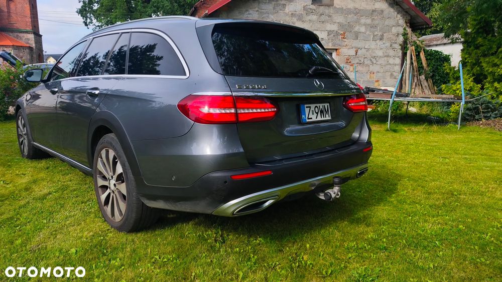 Mercedes-Benz Klasa E 220 d 4-Matic All-Terrain - 7