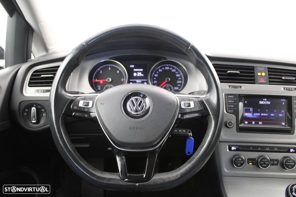 VW Golf 1.6 TDi Confortline - 16