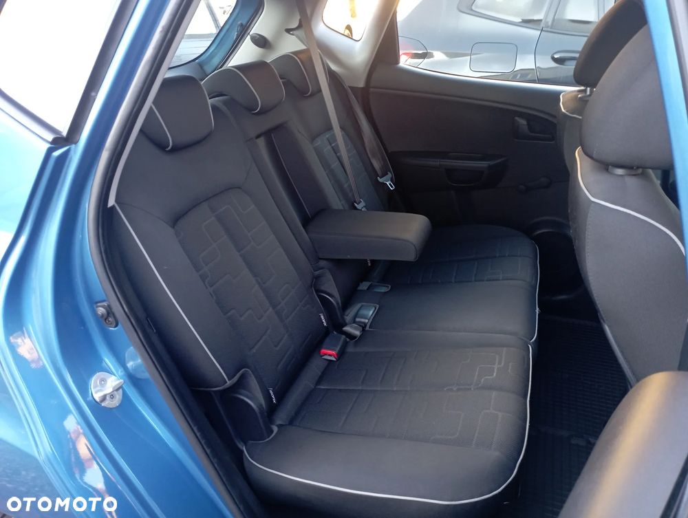 Kia Venga 1.4 M - 10