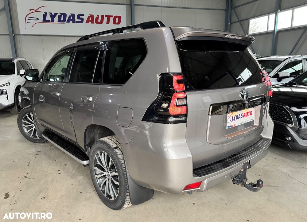 Toyota Land Cruiser 2.8 D-4D Automatik TEC-Edition - 3