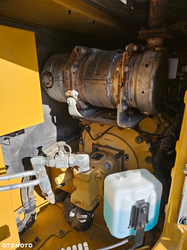 Caterpillar 308 - 17
