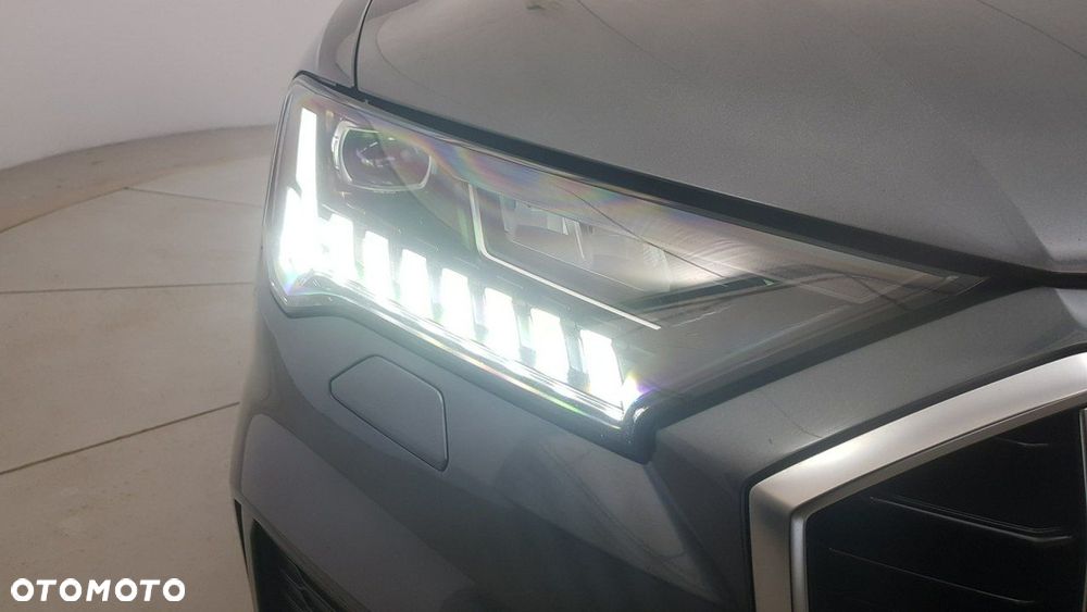 Audi Q7 - 11