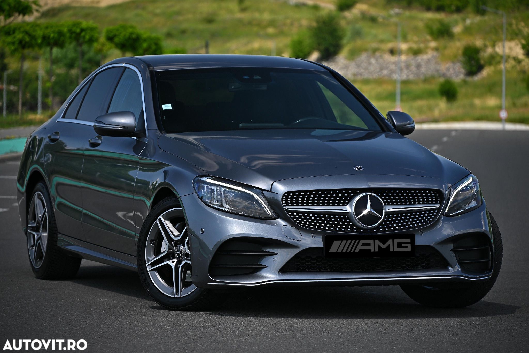 Mercedes-Benz C 220 d T 9G-TRONIC AMG Line - 1