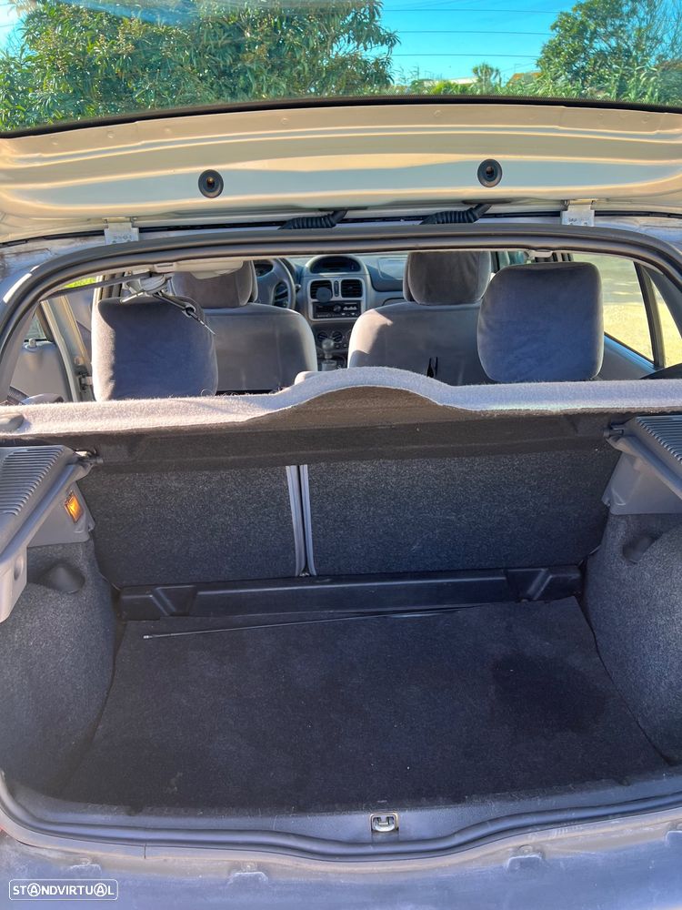 Renault Clio 1.2 - 15