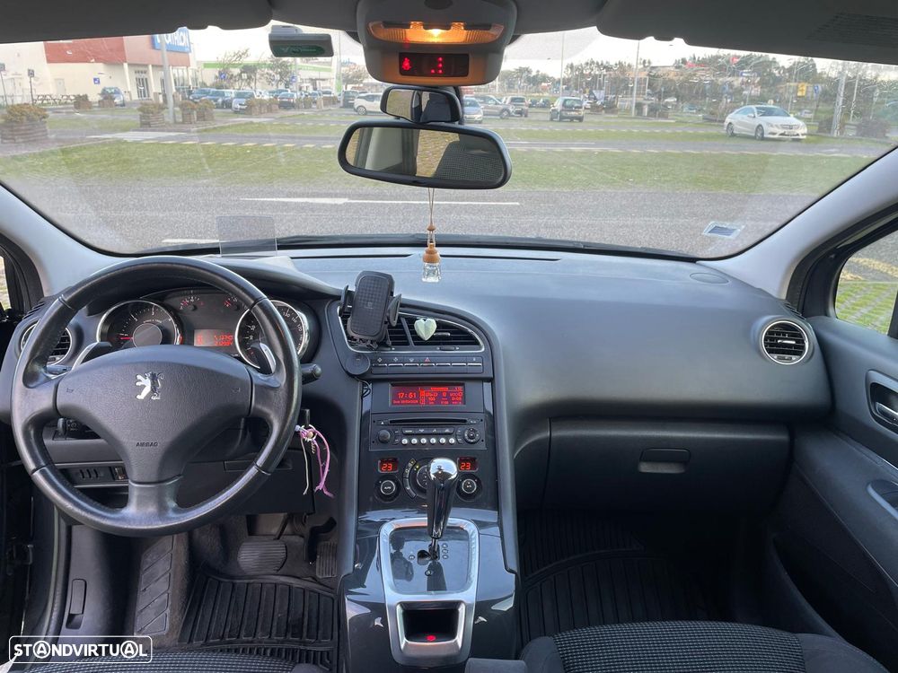 Peugeot 5008 e-HDI FAP 110 EGS6 Stop&Start Active - 19