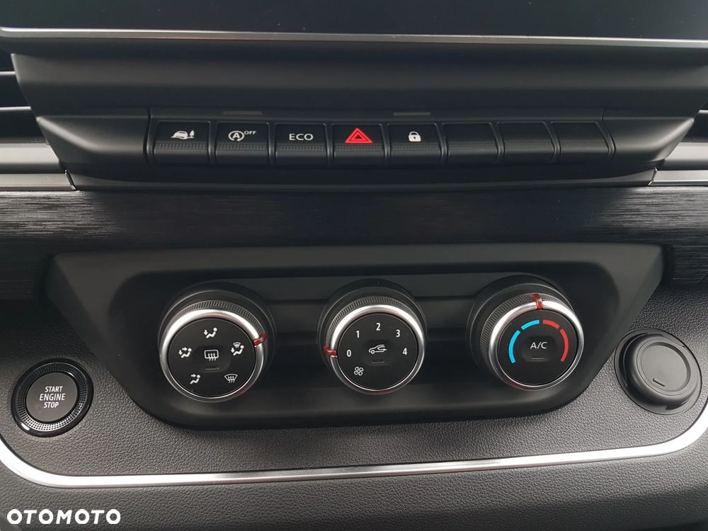 Renault Trafic - 26