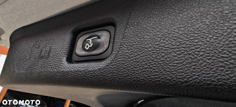 Ford S-Max 2.0 EcoBlue ST-LINE - 36