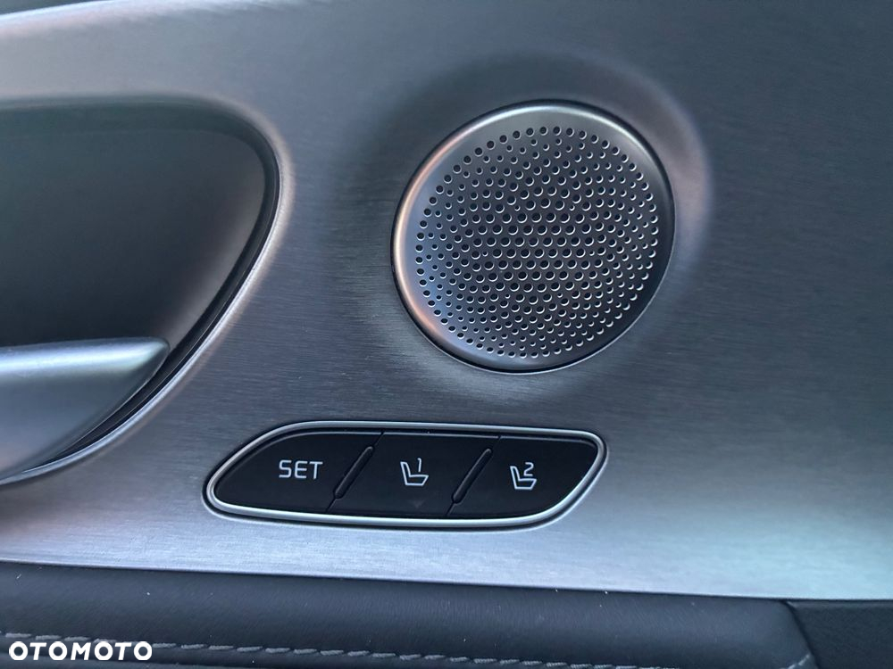 Kia Stinger 2.0 T-GDI GT Line - 24