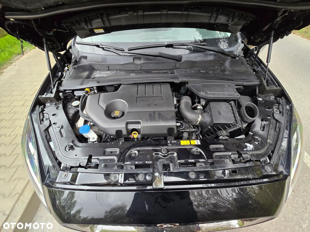 Jaguar E-Pace D150 AWD - 24