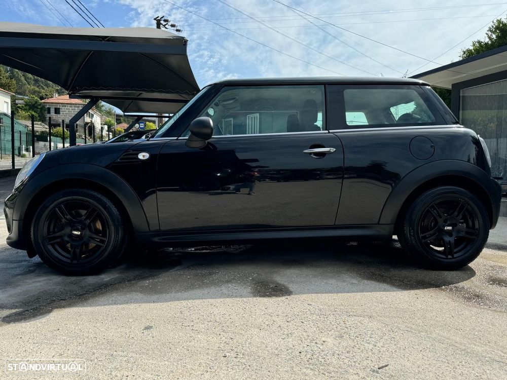 MINI 3 Portas - 22