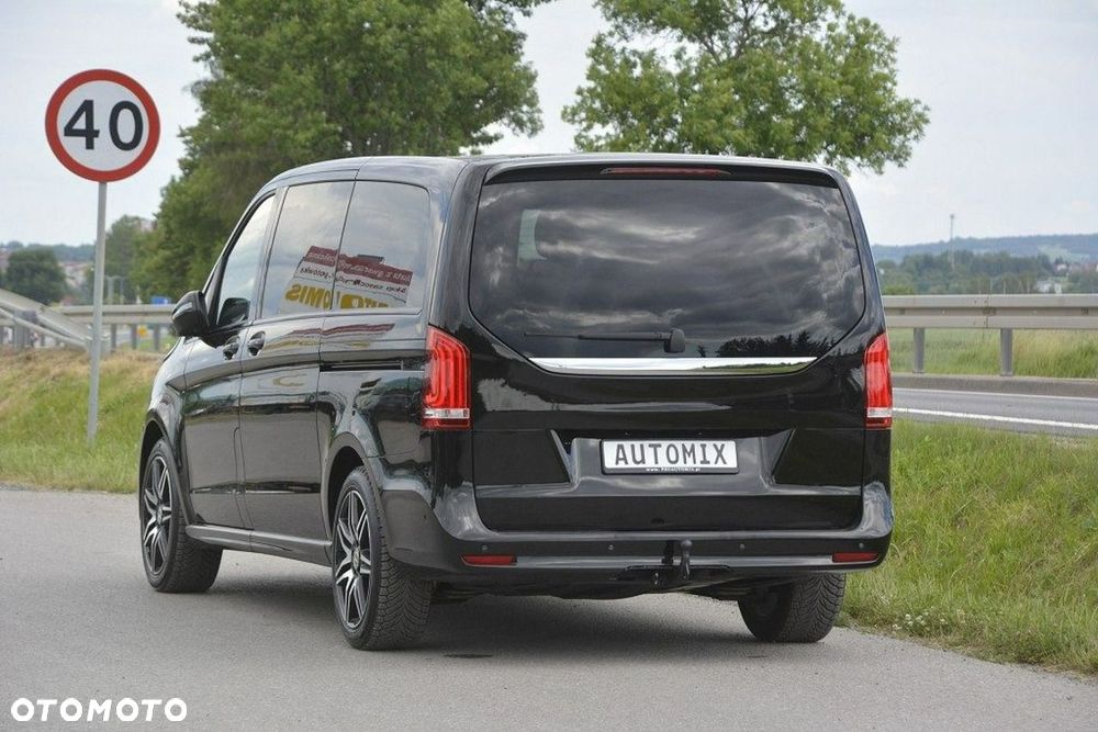 Mercedes-Benz Klasa V 300 d extralang 4Matic 9G-TRONIC Avantgarde - 7