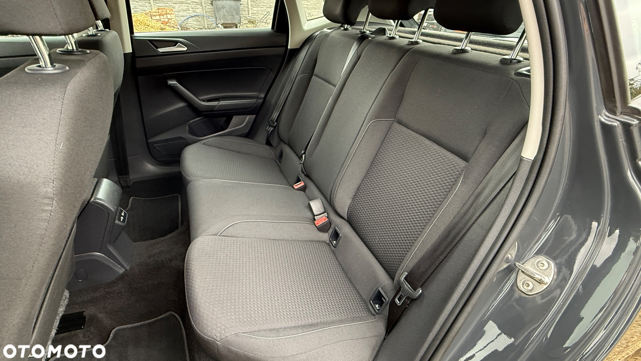 Volkswagen Polo 1.0 TSI Comfortline DSG - 26