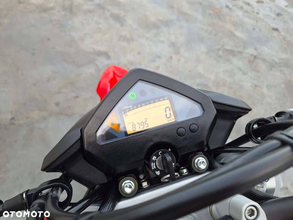 Yamaha WR - 12