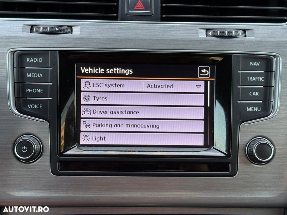 Volkswagen Golf 1.4 TSI ACT BlueMotion Technology DSG Comfortline - 30
