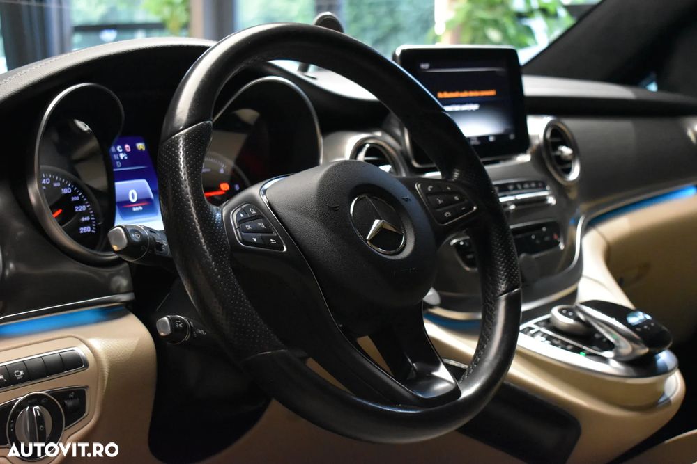 Mercedes-Benz V - 15