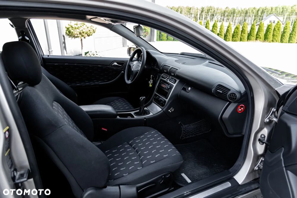 Mercedes-Benz Klasa C 220 CDI Sportcoupe Indianapolis - 21