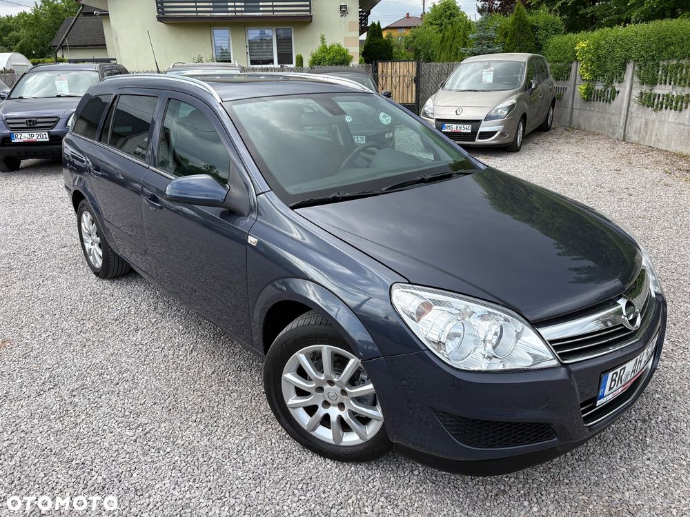 Opel Astra 1.6 Design Edition - 12