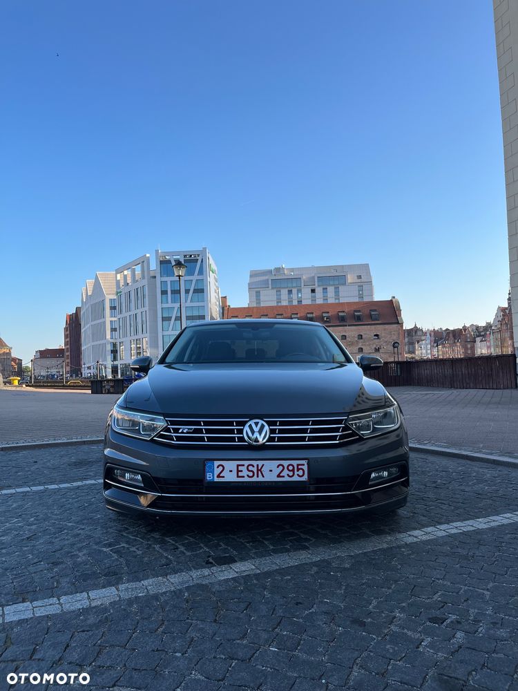 Volkswagen Passat - 8