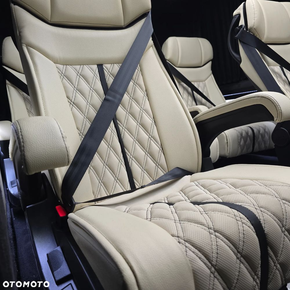 Mercedes-Benz Sprinter - 36