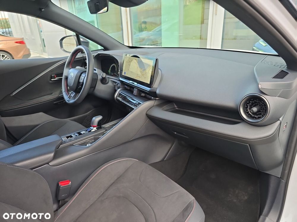 Toyota C-HR 2.0 PHEV Dynamic Force GR Sport - 16