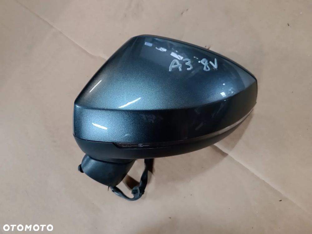 LUSTERKO LEWE 6 PIN AUDI A3 8V - 4