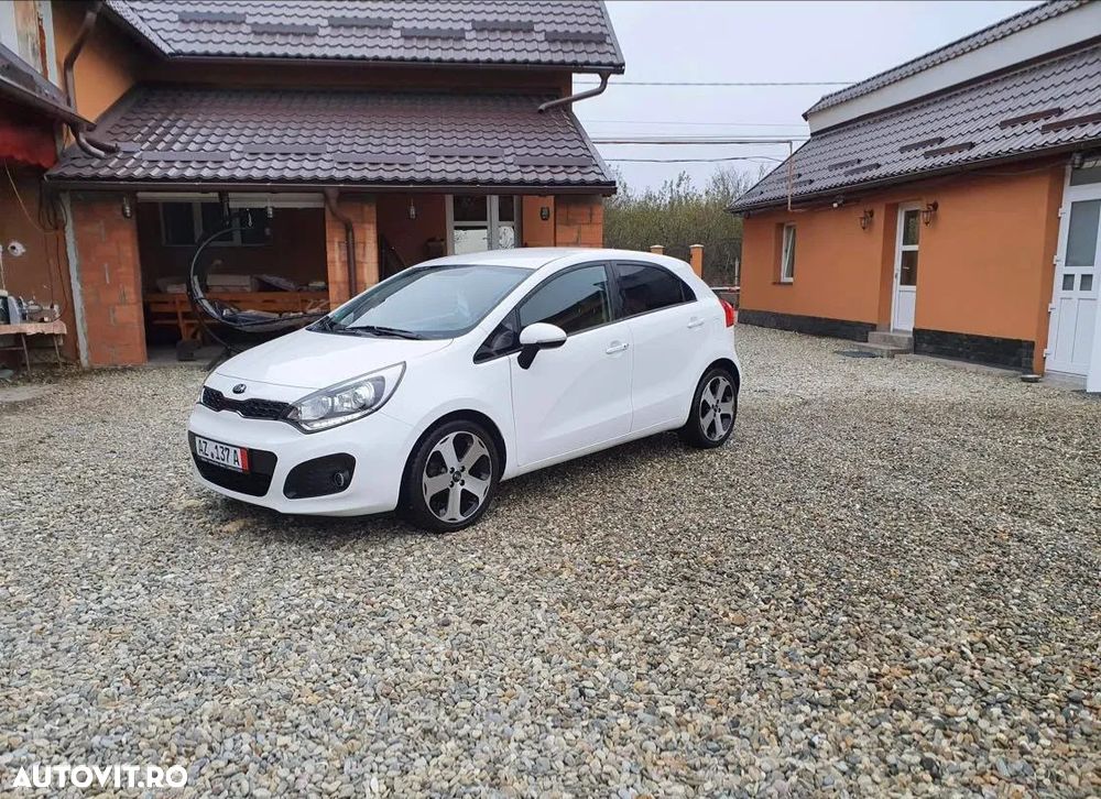 Kia Rio - 3