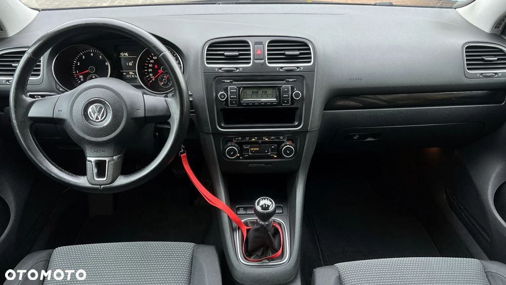 Volkswagen Golf 1.6 Comfortline - 20