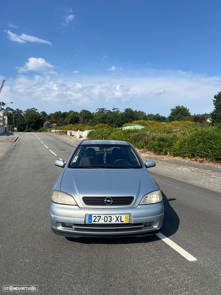 Opel Astra - 2