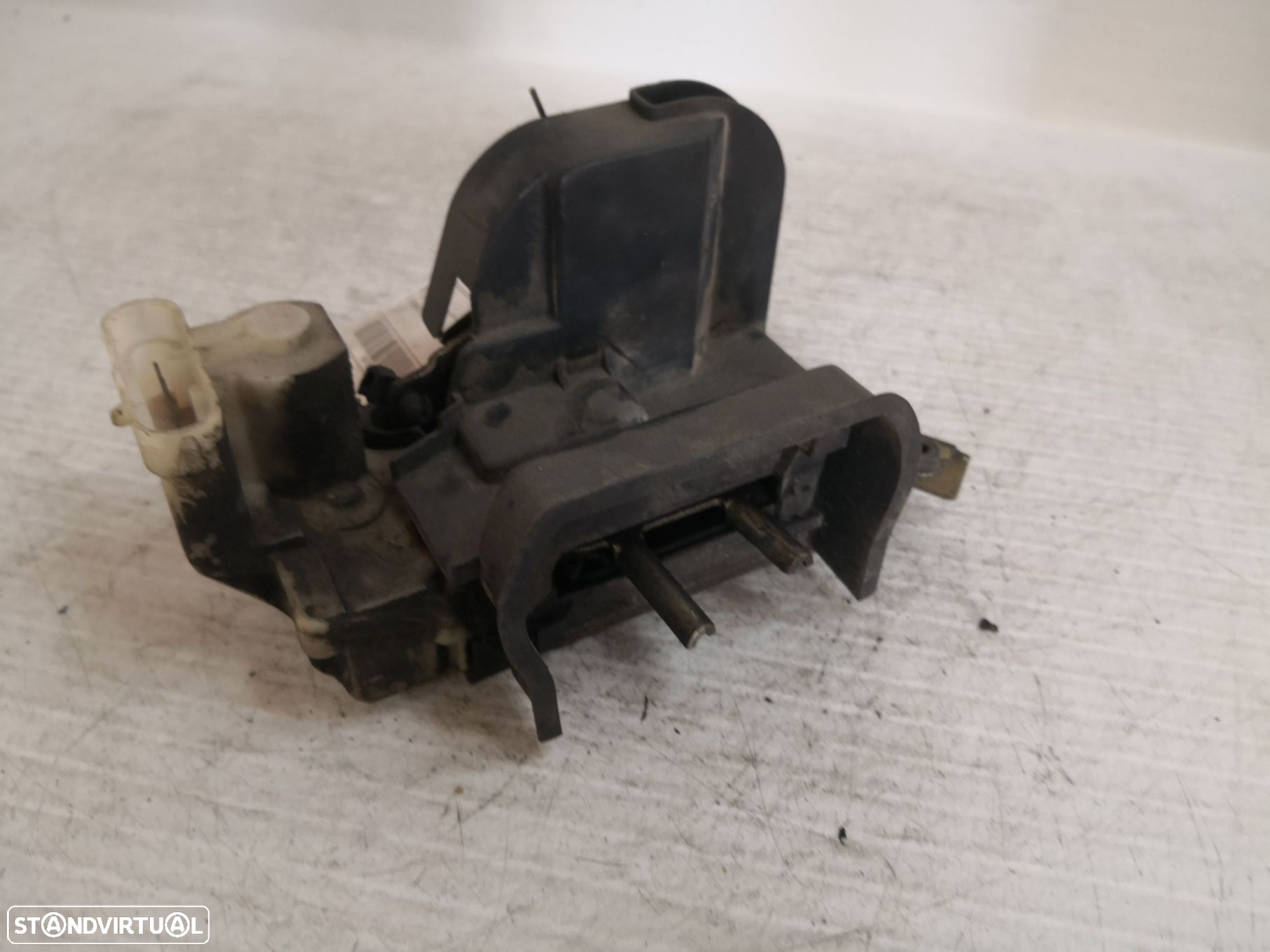 Fecho Da Porta Frente Esq Fiat Punto (176_) - 3