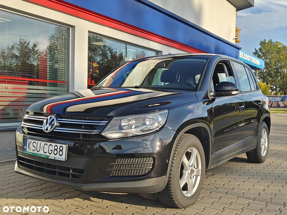 Volkswagen Tiguan - 1