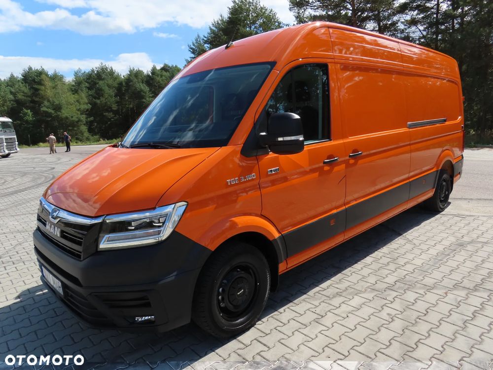 MAN TGE 3.180 4Motion 4x4 2.0 TDI 177 KM Automat 8-Mio Biegowy Blaszak Furgon L4H2 Rozstaw Osi 4490 mm Drzwi Przesuwne Z Obu Stron FULL OPCJA WYPOSAŻENIA HAK 3000 Kg WZMACNIANY Stan Wizualny I Techniczny JAK NOWY Gotowy Dostępny OKAZJA POLECAM - 8