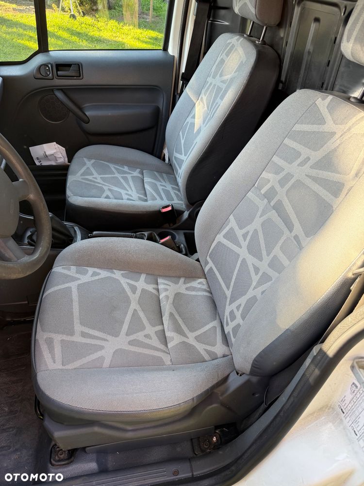 Ford Connect 75T200 - 8