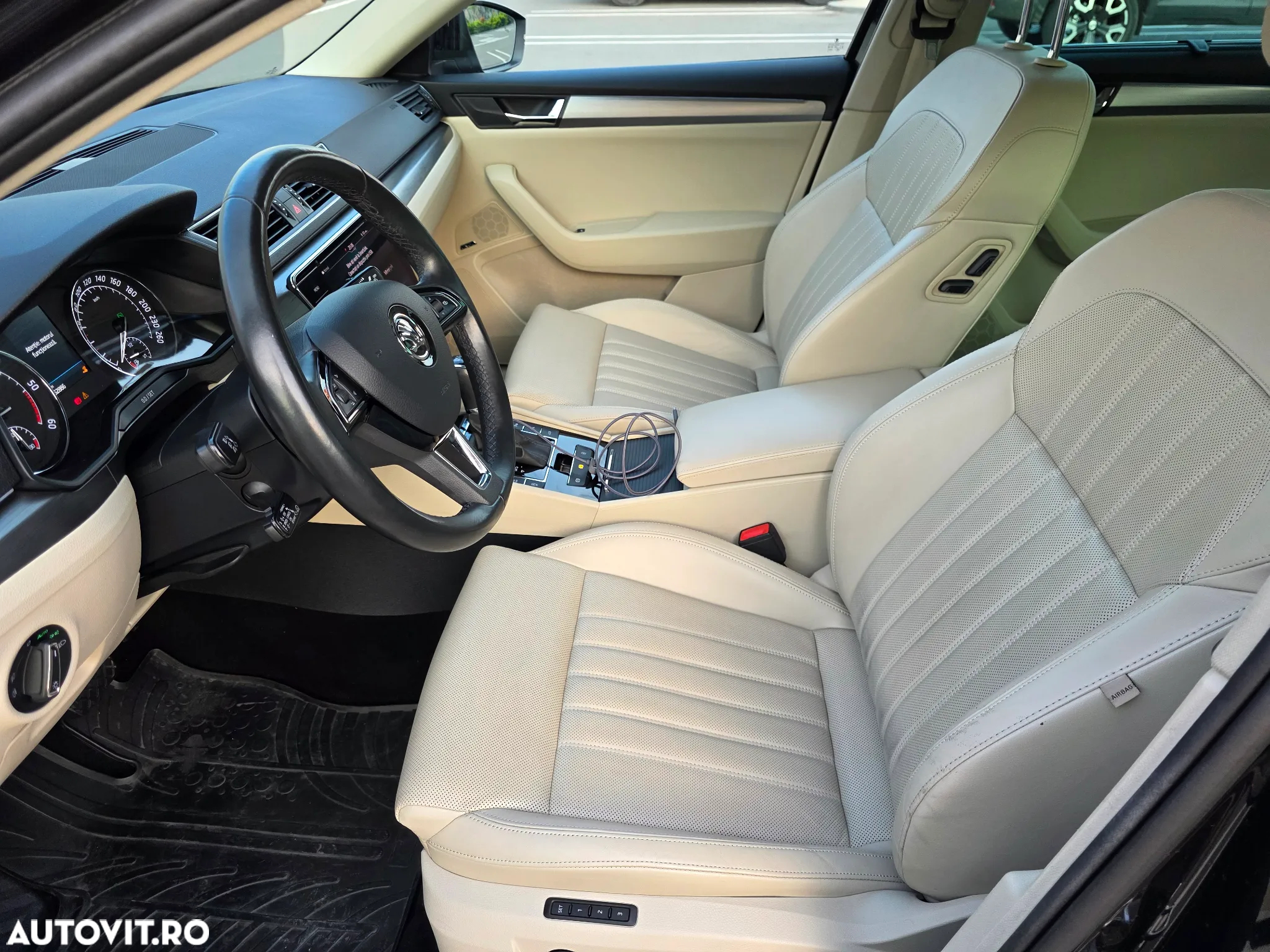 Skoda Superb 2.0 TDI DSG Style - 10