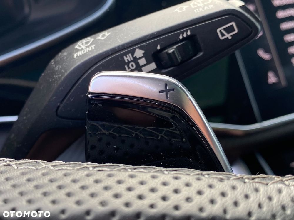 Audi RS Q8 TFSI mHEV Quattro Tiptronic - 27