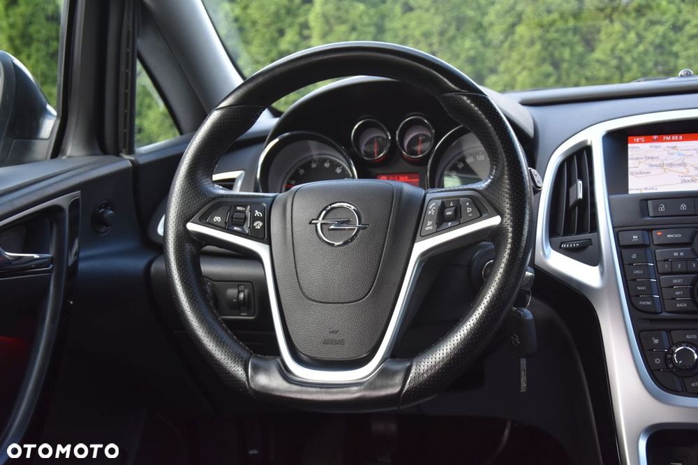 Opel Astra 1.4 Turbo Cosmo - 13