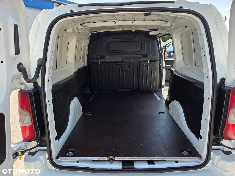 Opel Combo XL 1.5 CDTI Enjoy S&S - 21