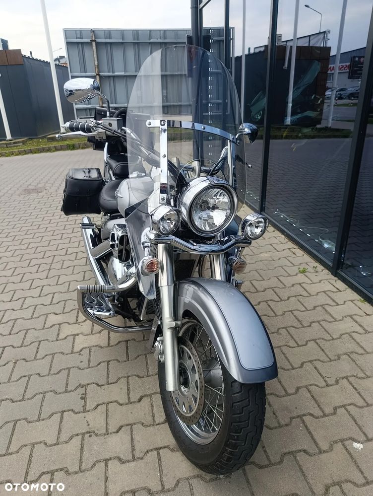 Suzuki Boulevard - 3