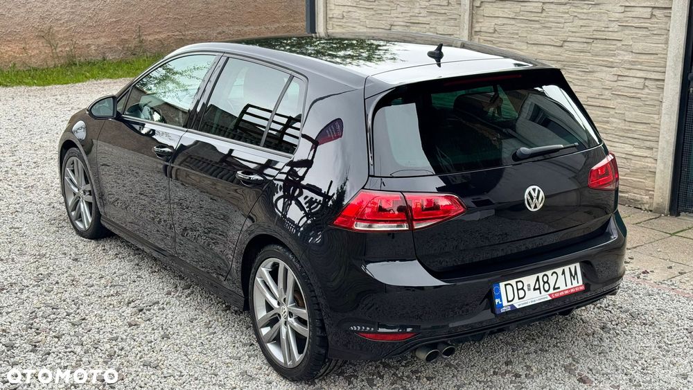 Volkswagen Golf - 8