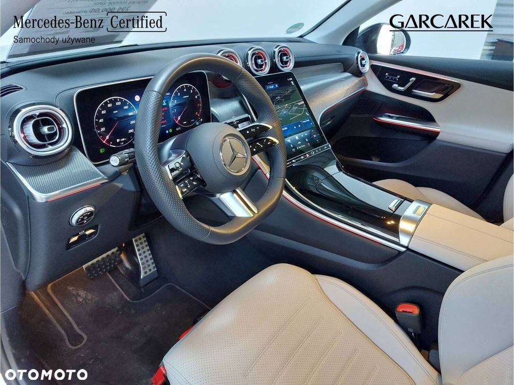 Mercedes-Benz GLC - 12