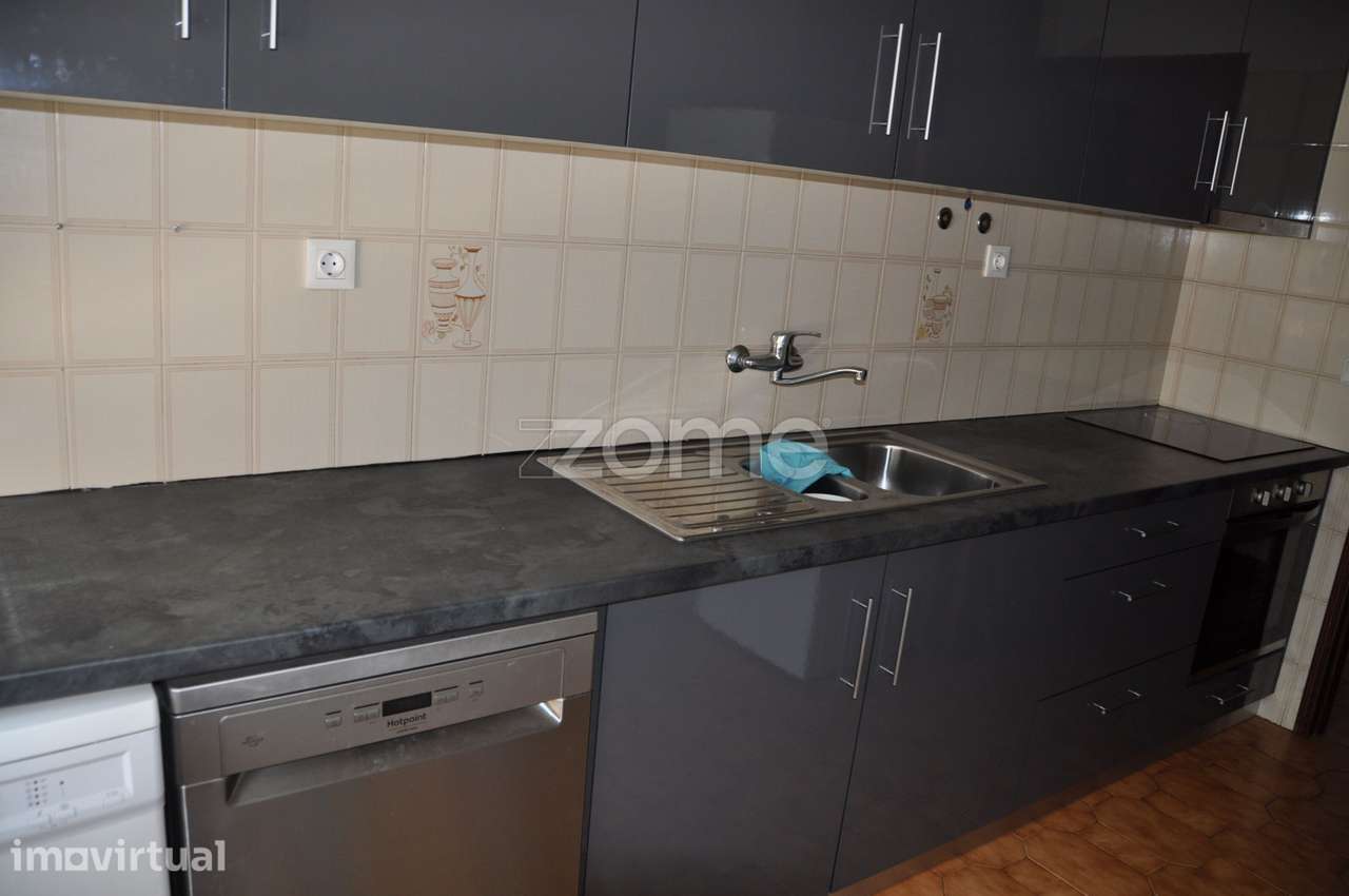 Apartamento T2 com Garagem - Tovim - Grande imagem: 5/36
